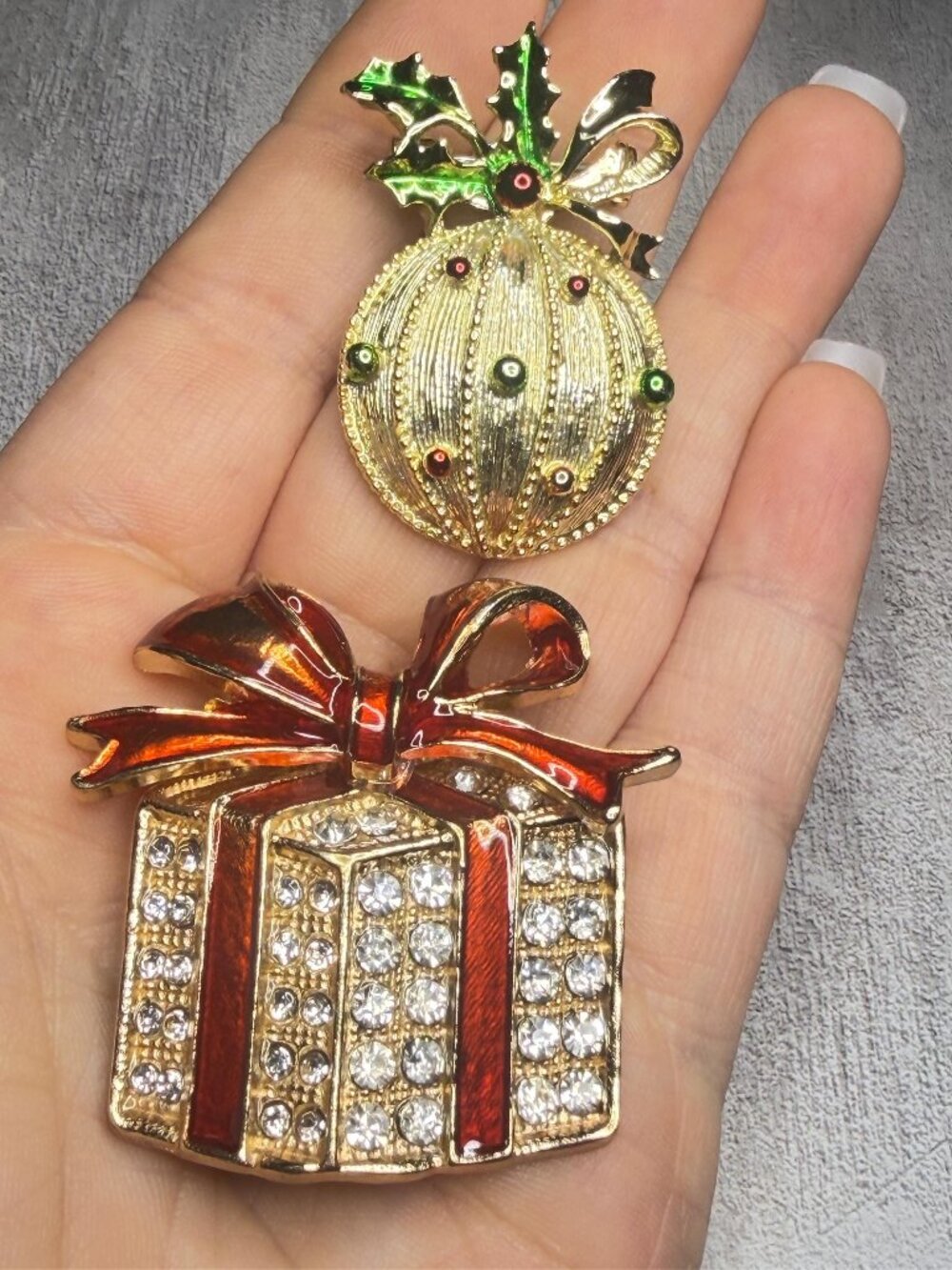 Christmas Brooch Set of 2 Present Ornament Signed GERRYS